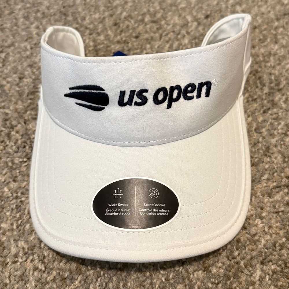 NWT Under Armour White Visor Hat